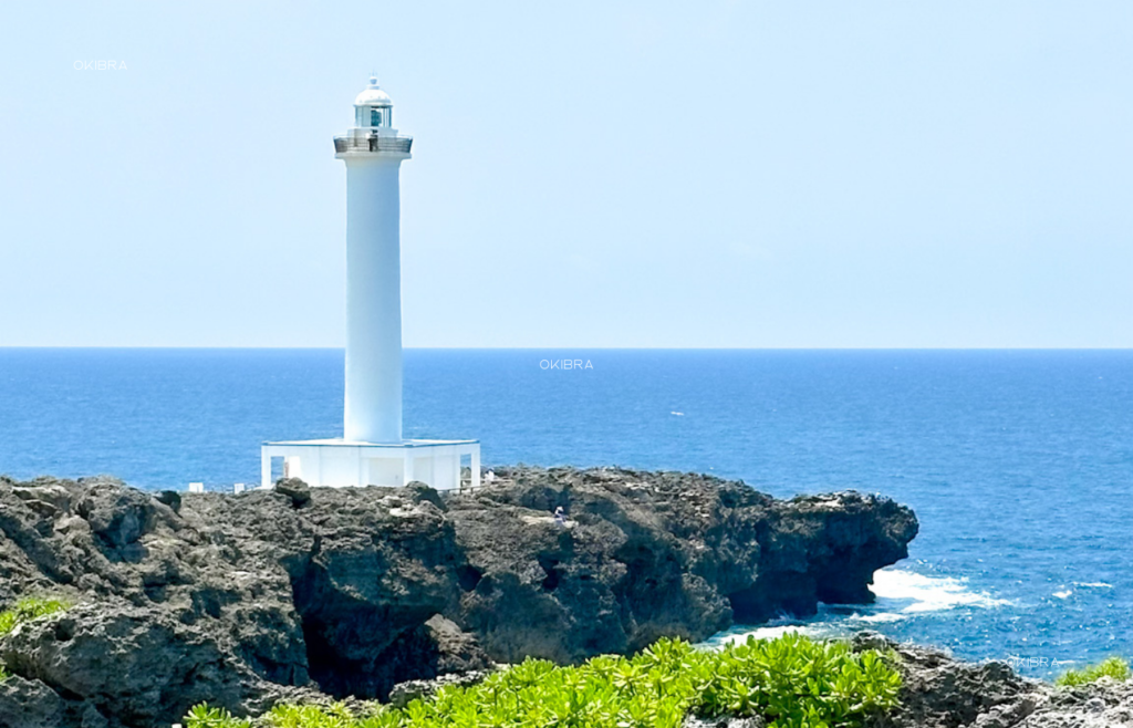 沖縄県読谷村 残波岬 灯台 公園 ビーチ 観光スポット