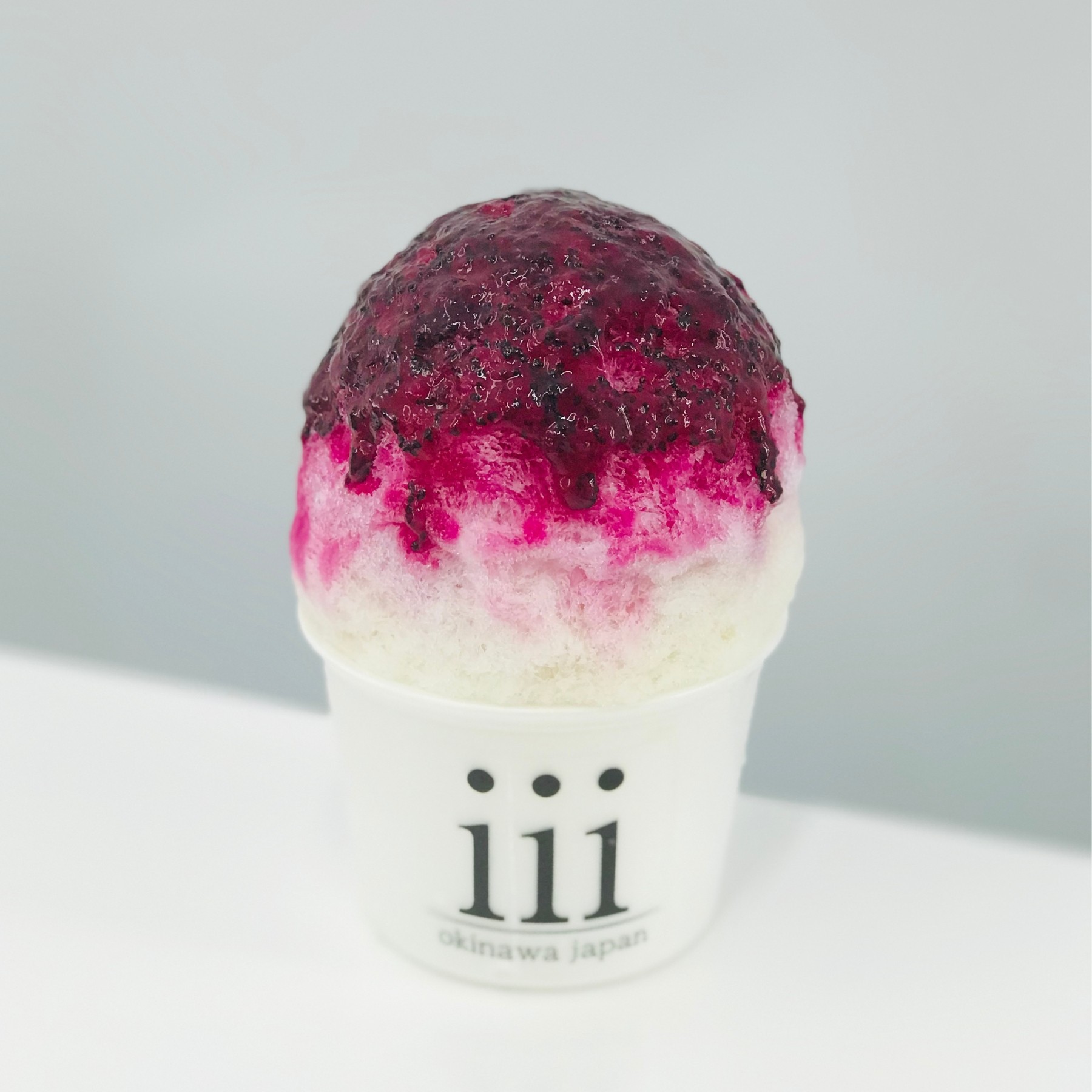 お土産・かき氷専門 「iii（すりー）」