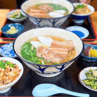沖縄県本部町 伊豆味そば 沖縄そば