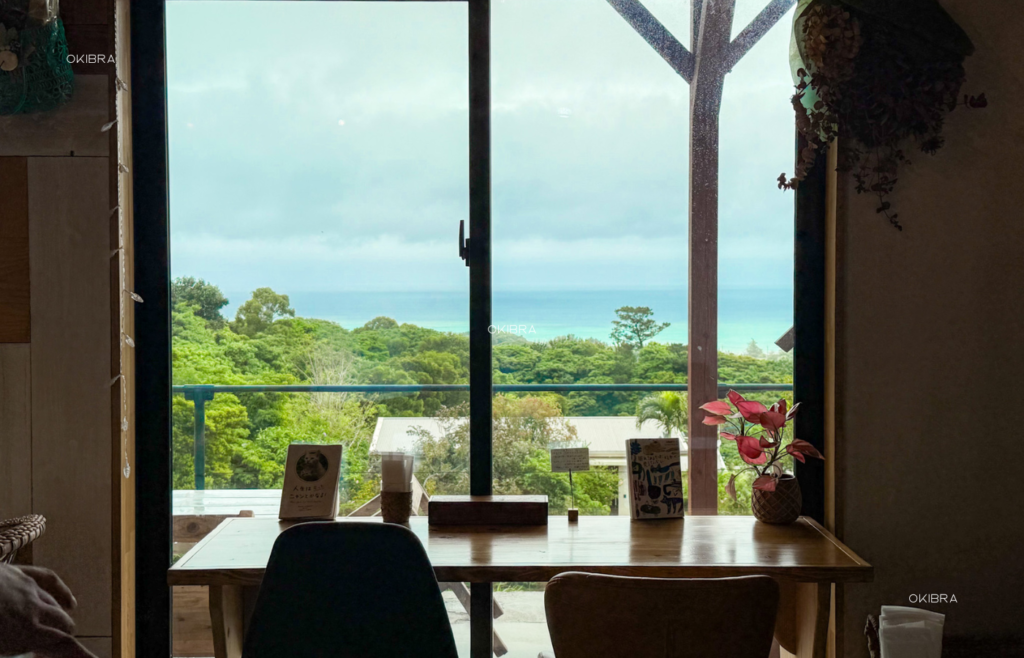 沖縄県今帰仁村 プティ・タ・プティ パンケーキ かき氷 海の見えるカフェ