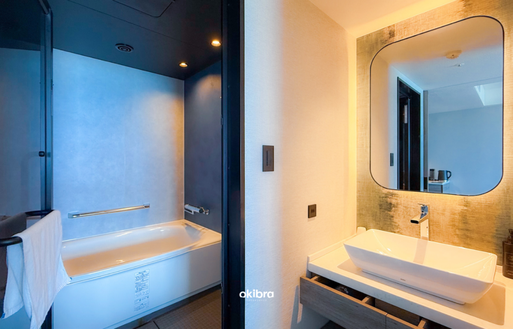 沖縄県読谷村 グランドメルキュール沖縄残波岬リゾート オールインクルーシブ 県内最大級プール 絶叫スライダー