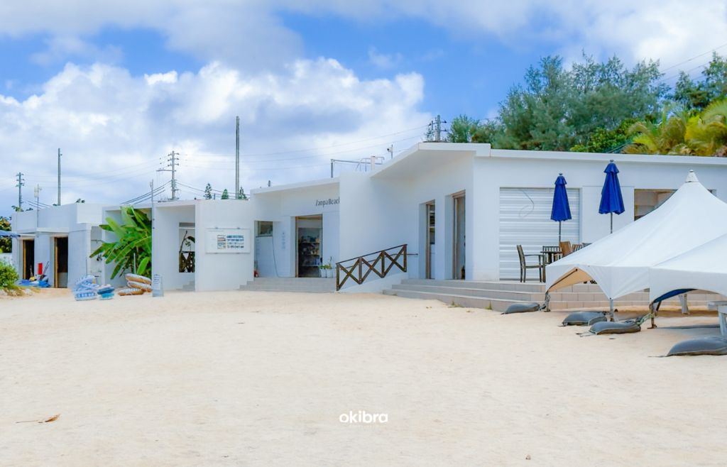 沖縄県読谷村 グランドメルキュール沖縄残波岬リゾート オールインクルーシブ 県内最大級プール 絶叫スライダー