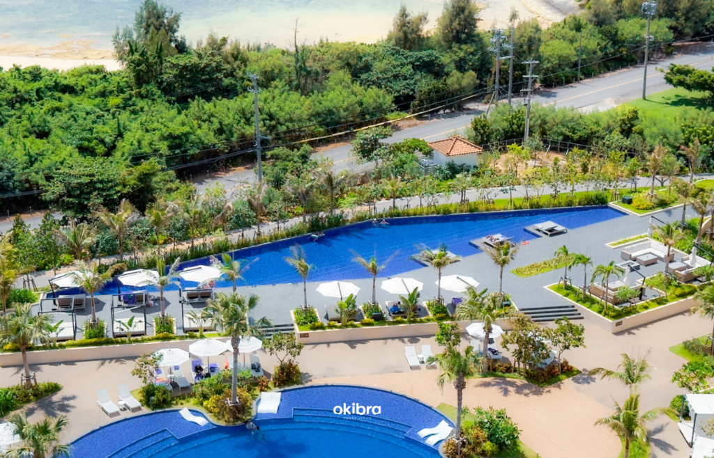 沖縄県読谷村 グランドメルキュール沖縄残波岬リゾート オールインクルーシブ 県内最大級プール 絶叫スライダー