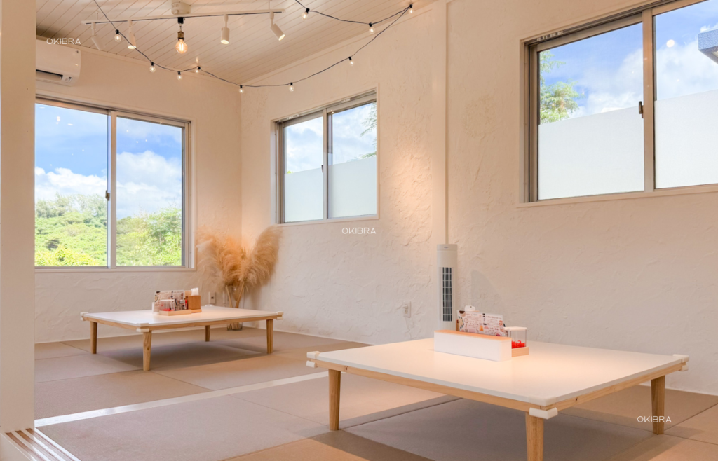 沖縄県今帰仁村 沖縄そばカフェととと 沖縄そば ポップコーン 座敷あり