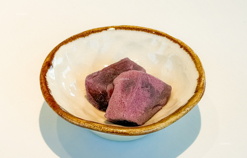 沖縄県今帰仁村 沖縄そばカフェととと 沖縄そば ポップコーン 座敷あり