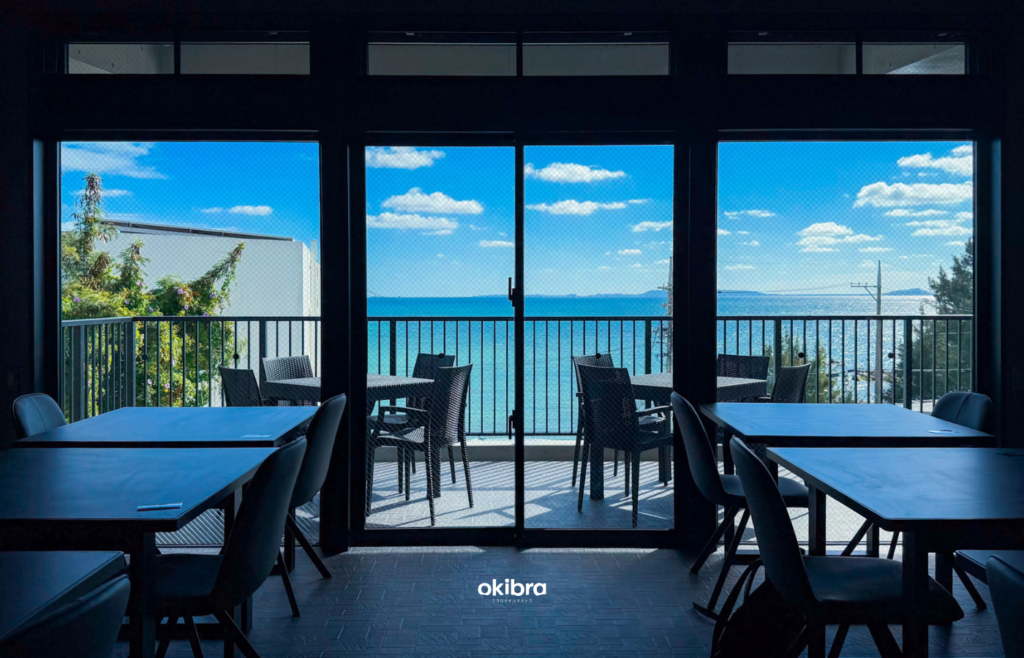 沖縄県金武町 Blue Entrance Kitchen イーストテラス店 タコス ボリューミー