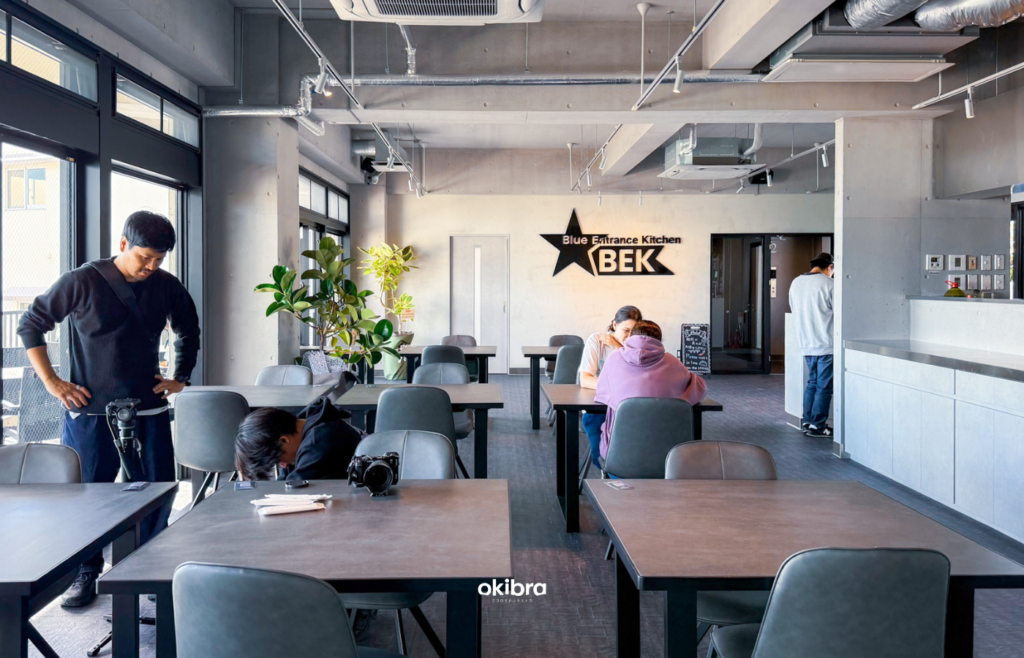 沖縄県金武町 Blue Entrance Kitchen イーストテラス店 タコス ボリューミー