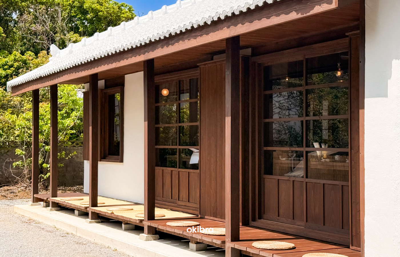 沖縄県今帰仁村 Lucian Blue 沖縄カフェ 古民家カフェ モーニング 朝食 パンケーキ クリームソーダペットOK