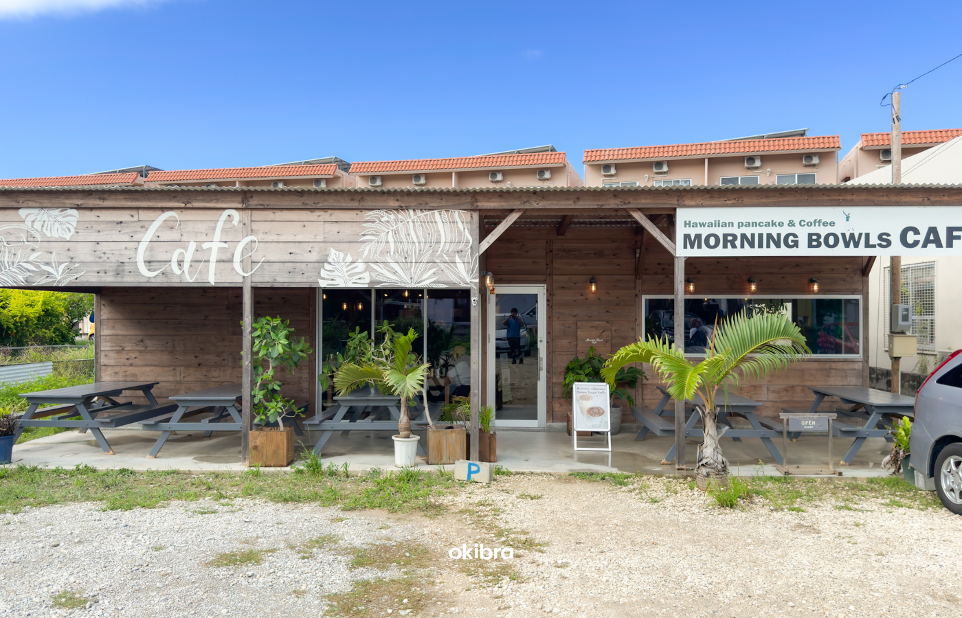 沖縄県北谷町 MORNING DOORS モーニングカフェ ハワイアン料理 砂辺