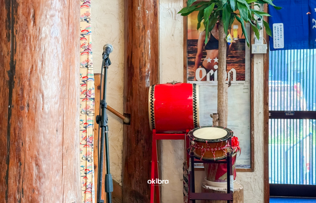 Kaisentei, Izakaya dengan Pertunjukan Lagu Tradisional Okinawa, Kota Motobu, Prefektur Okinawa